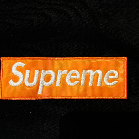 Supreme crewneck sweatshirt - Picture 2 of 5